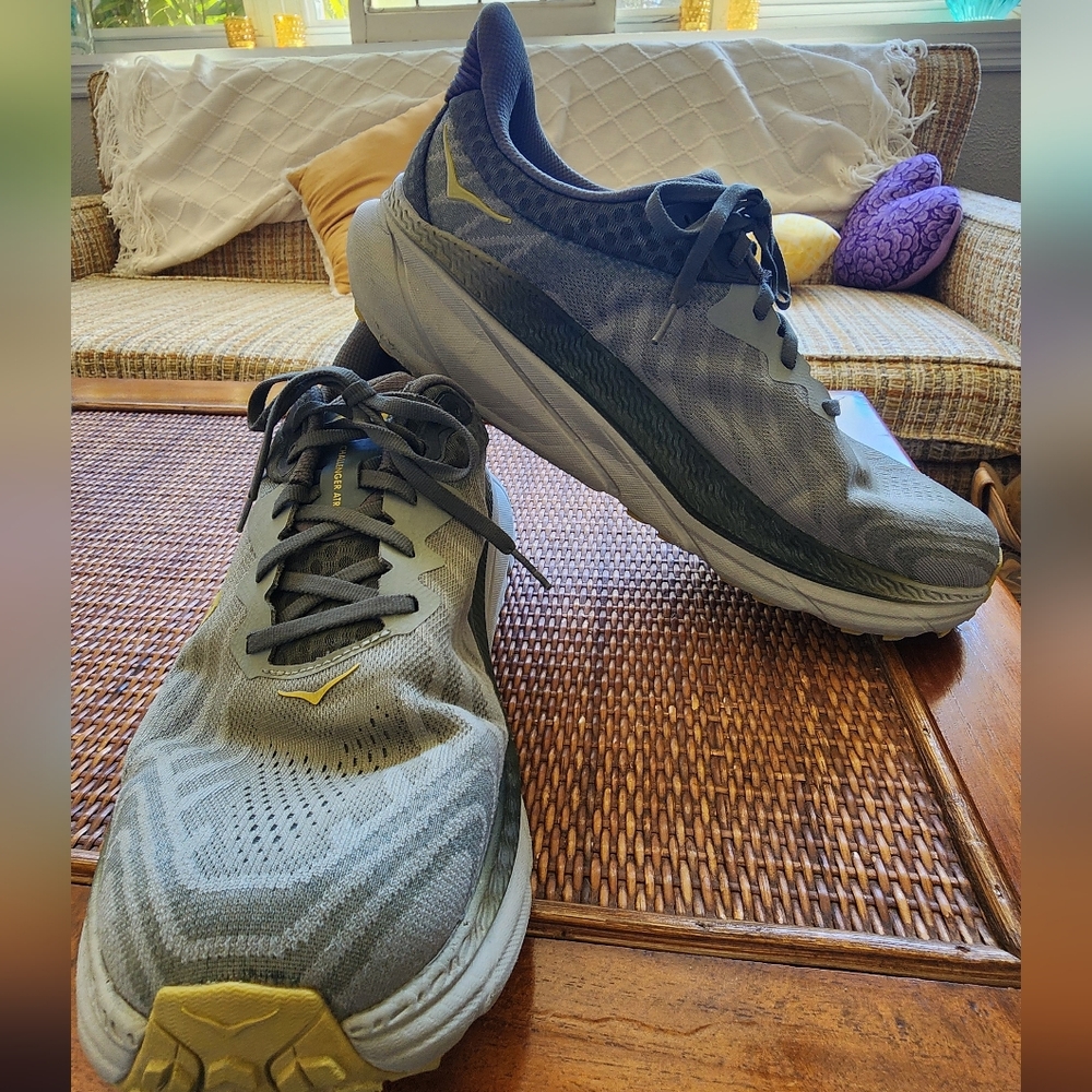 Hoka Challenger ATR 7 men's trail running shoes in the Olive Haze / Forest M13